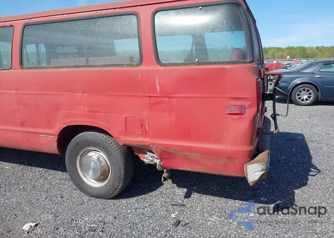 1993 Dodge Ram Van B350 z USA, uszkodzony, nr VIN 2B7KB31Z2PK531680